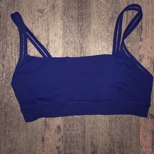 Size 6 lululemon sports bra
